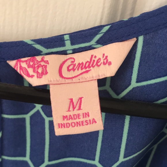 Geometric Pattern Blouse - Picture 2 of 6